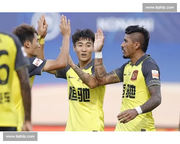 大连迎战恒大巅峰对决中超焦点之夜谁能笑到最后书写新篇章荣耀之